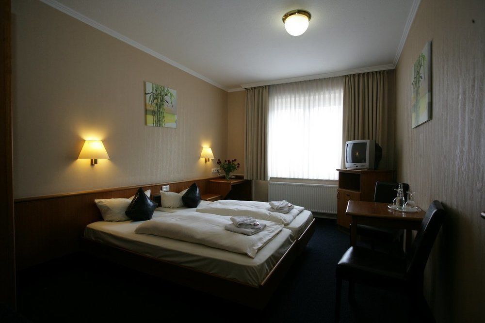 فندق فندق أنتاراس دوسلدورف المظهر الخارجي الصورة